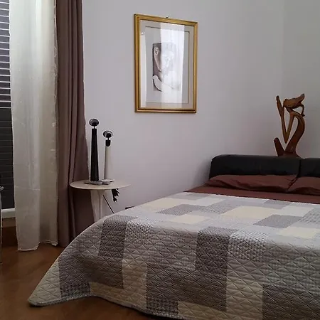 فندق مبيت وإفطار Amadeus Luxury